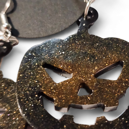 Jack-ho-lantern Earrings - Black w/ Orange Glitter